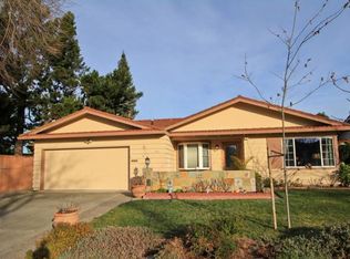 786 Lusterleaf Dr, Sunnyvale, CA 94086