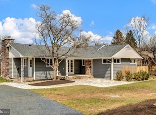412 Washington Crossing Pennington Rd, Titusville, NJ 08560