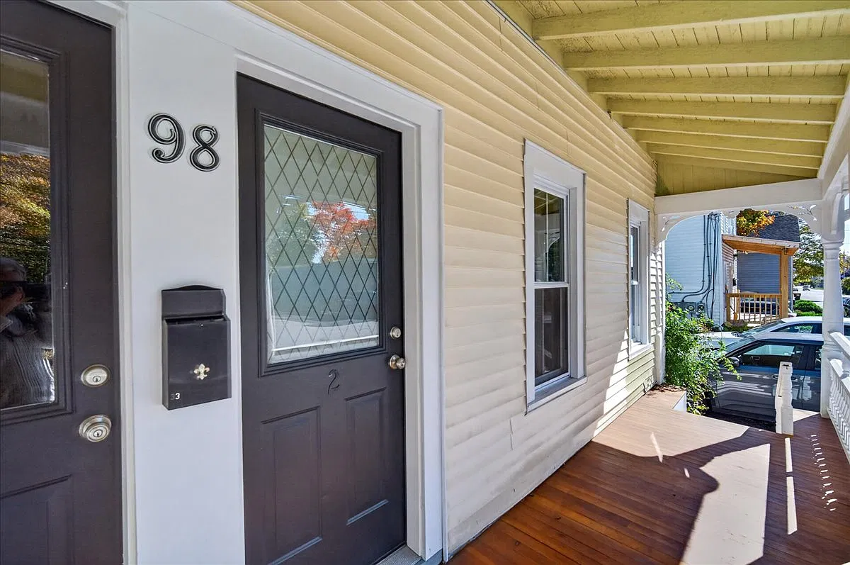 1 bed, 730 sqft, $1,695 — Photo 3