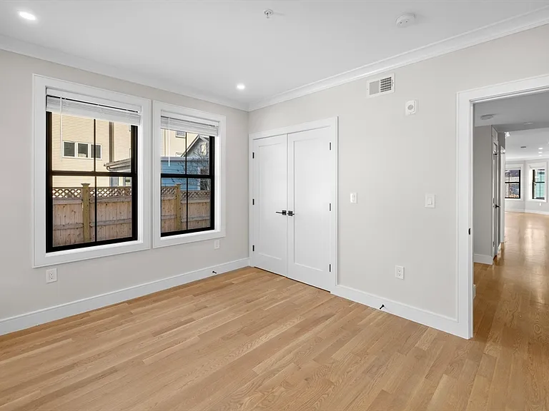 279 Lamartine St #3 — Photo 16