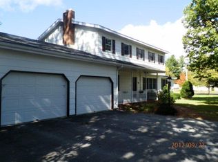 57 Rand Hill Rd, Morrisonville, NY 12962