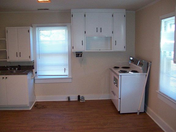 5th image of 1115 Carolina Ave