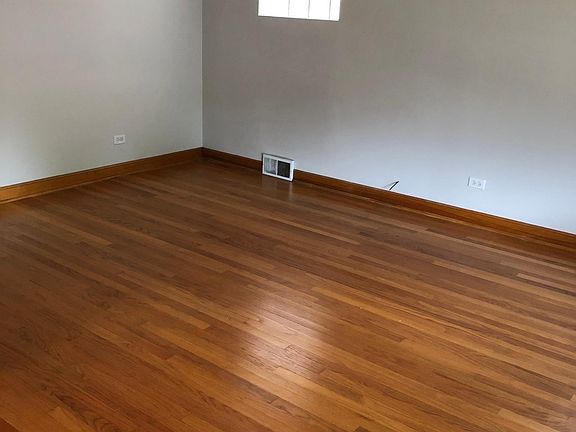 5th image of 5867 N Nagle Ave APT 1