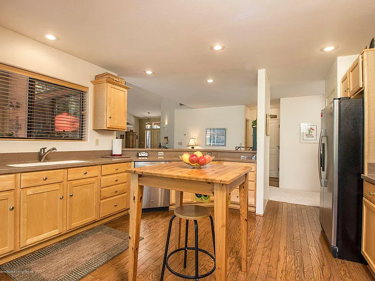 928Sales and Rentals is a division of Realty Executives of Flagstaff
Property Management Division