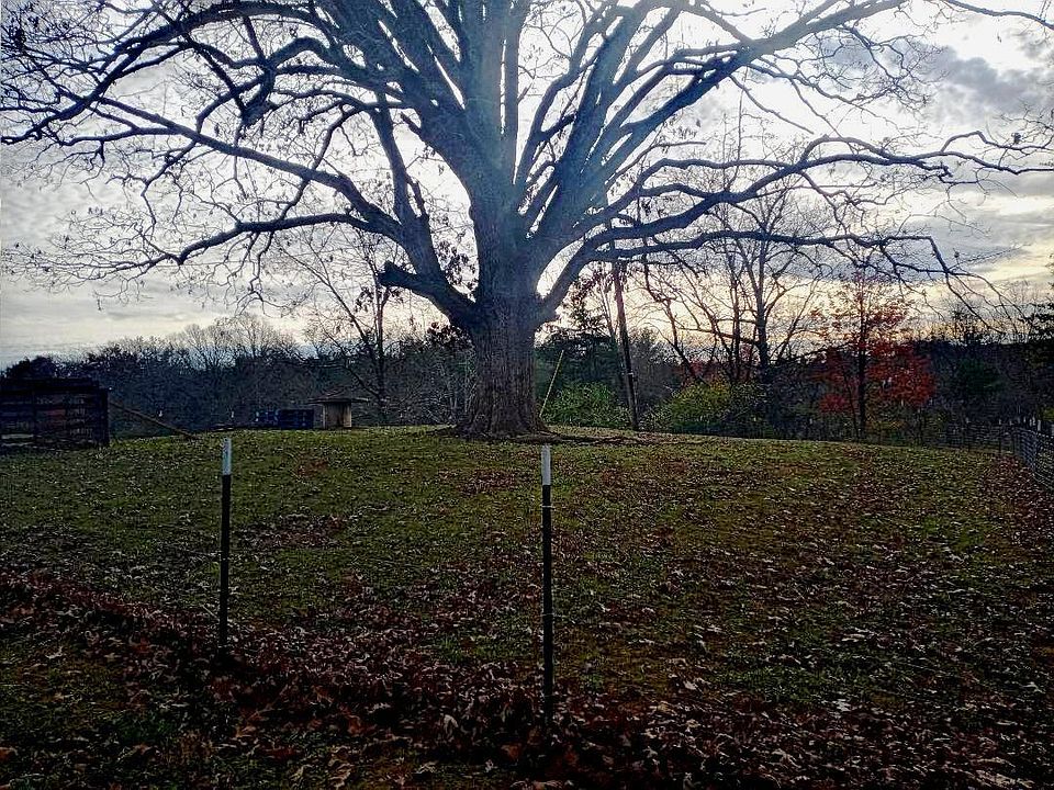 2nd image of 3565 Fairview Church Rd