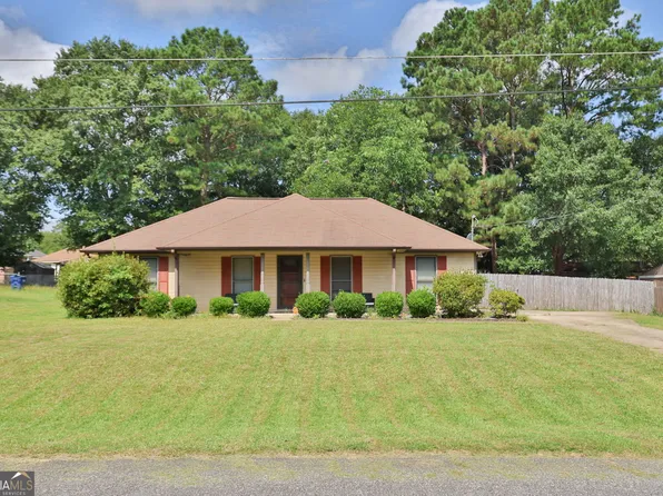 57 Lee Rd #919, Phenix City, AL 36870