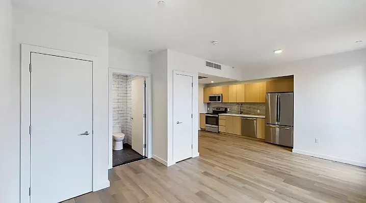 Rented by Compass | media 10