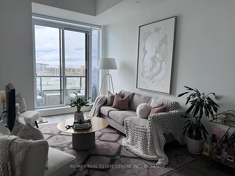 2481 Taunton Rd #308 — Photo 4