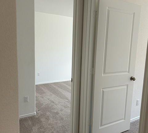 5th image of 607 Waterway Ave