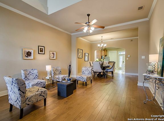 5th image of 107 VILLAGE PARK DR #107