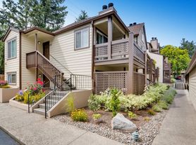 Stratford Apartments