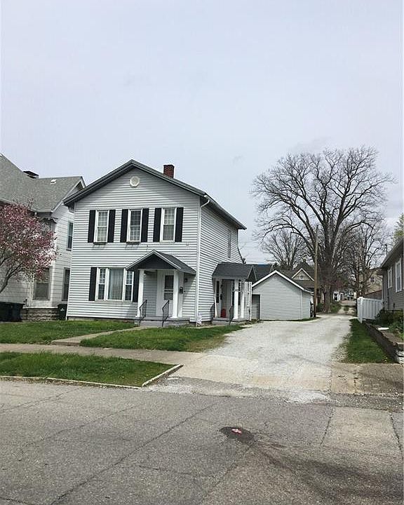 2nd image of 224 W Washington St