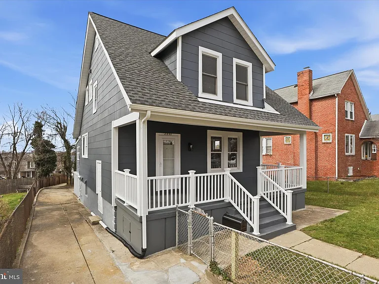 2807 Shirey Ave — Photo 3