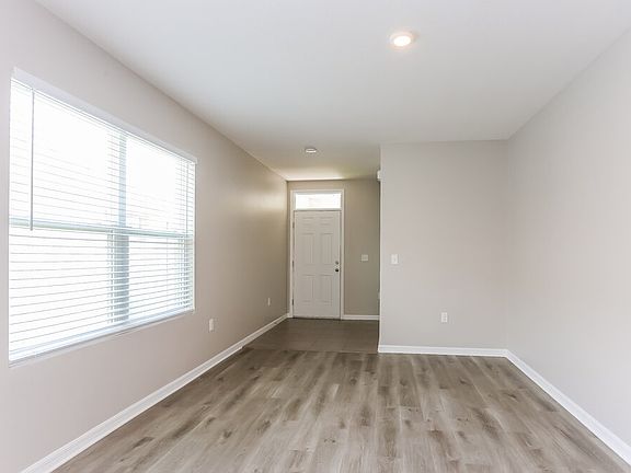 3rd image of 12018 Suburban Sunrise St