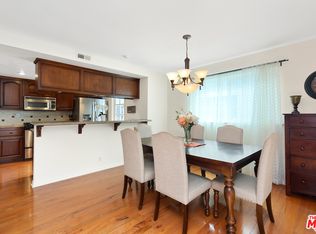 317 N Broadway APT 8, Redondo Beach, CA 90277