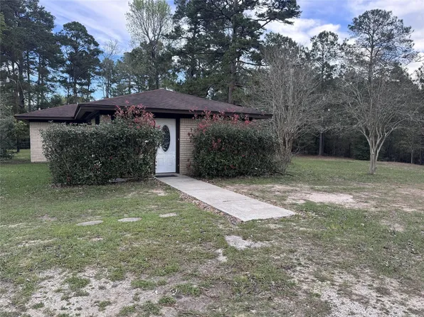 1478 Apache Dr, Montgomery, TX 77316