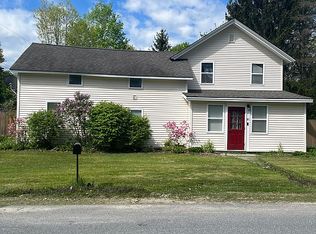 10 2nd St, Queensbury, NY 12804