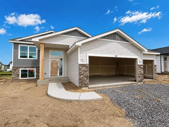 803 Hopkins Ln, Buffalo, MN 55313