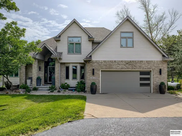 14119 W Sand Hill Rd, Louisville, NE 68037