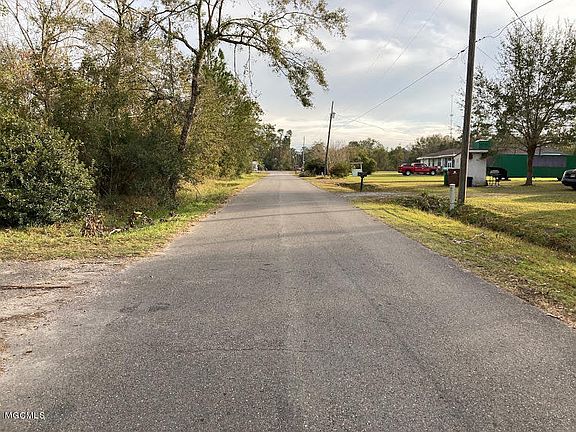 3rd image of 5286 Lindsey Ave