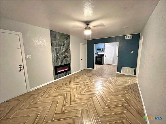 2nd image of 805 Sissom Rd