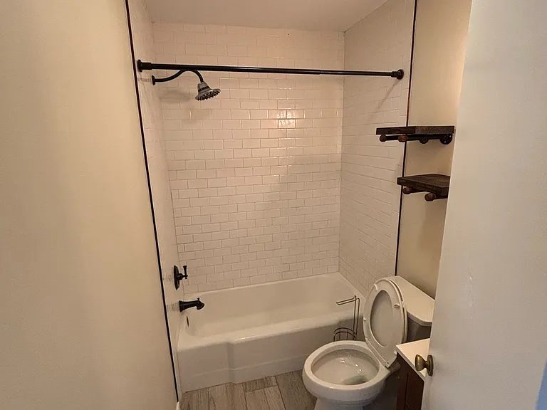 7471 Hurst St — Photo 6