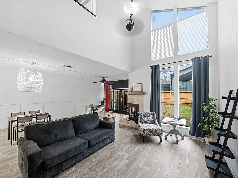 3226 Poe Dr — Photo 14
