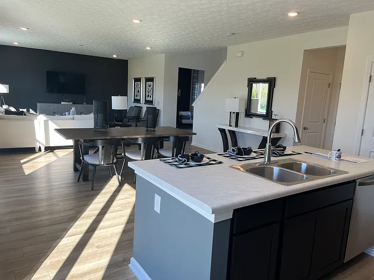2835 Greenridge Cir — Photo 15