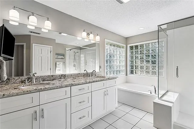 321 Westwood Dr — Photo 12