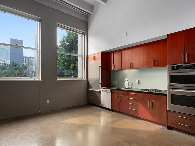 Title Guarantee Building Lofts — Photo 8