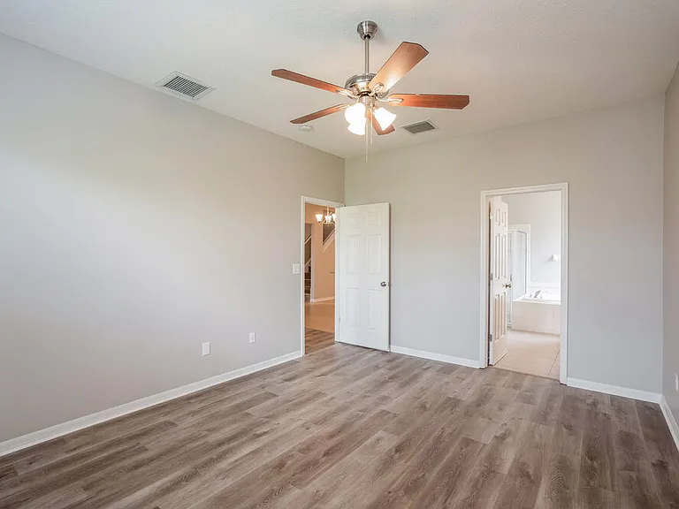11410 Blue Lilac Ave — Photo 9