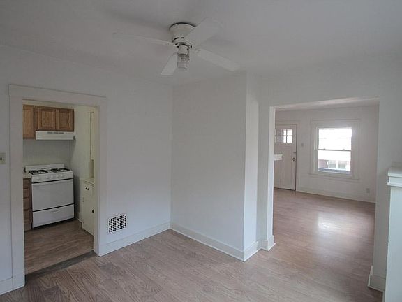 5th image of 324 Whitney Ave