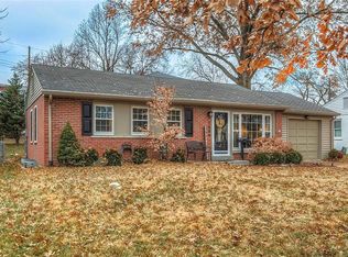 1009 Meadowridge Dr, Saint Louis, MO