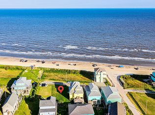 2833 Tradewind Ln, Crystal Beach, TX 77650
