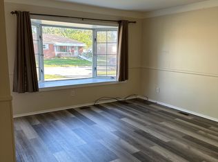 11533 Deering St, Livonia, MI 48150