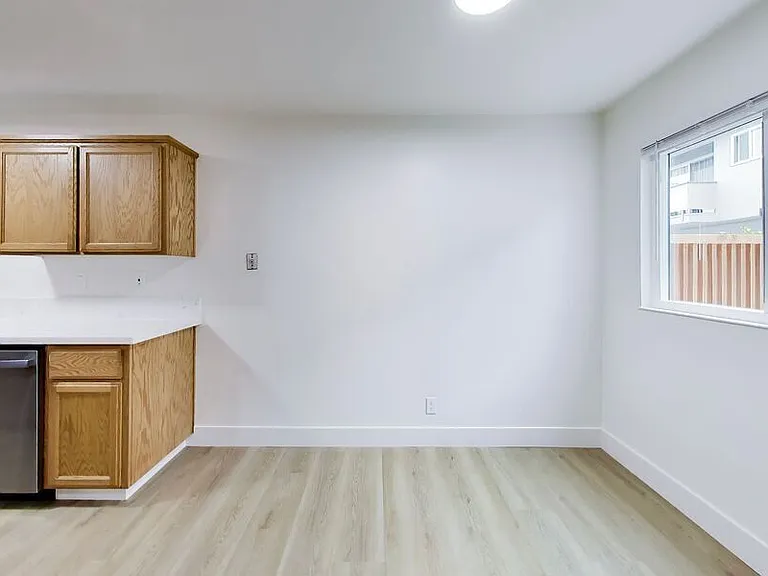 2727 Marina Boulevard — Photo 36