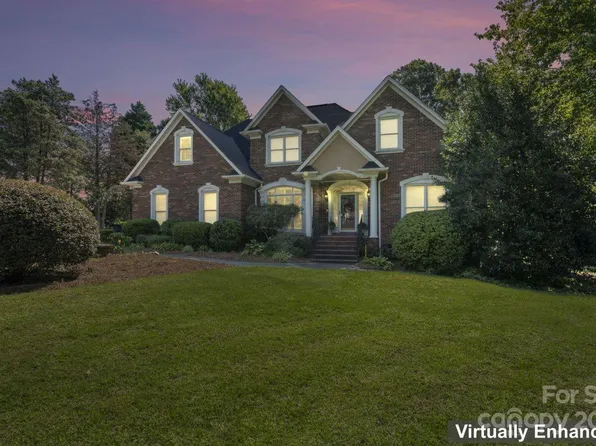 5818 Ammanford Ct, Matthews, NC 28104