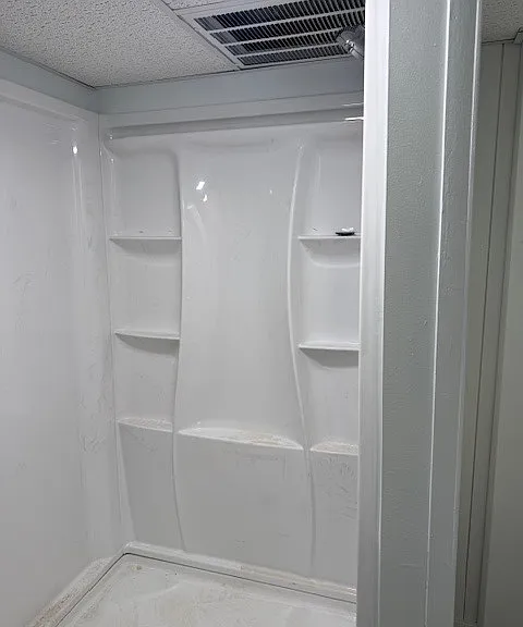 204 N 12th Ave — Photo 8