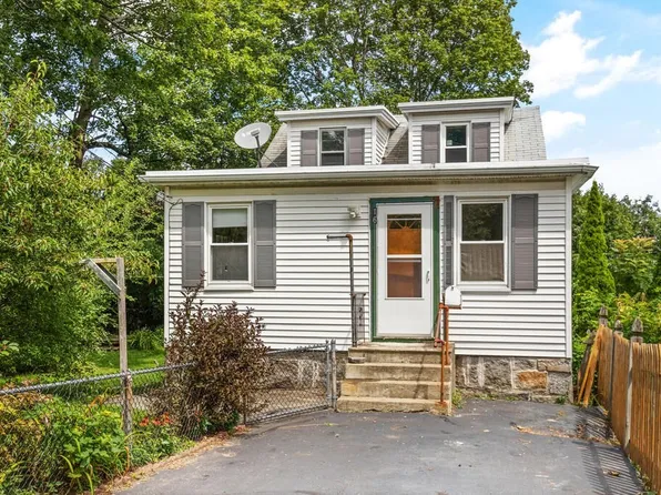16 Tremont St, Salem, MA 01970