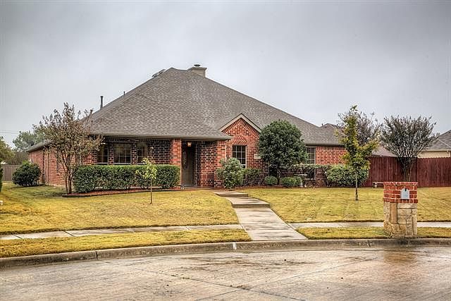 1st image of 1404 Eagle Point