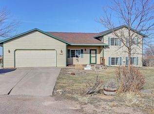 627 Elm Ct, Box Elder, SD 57719