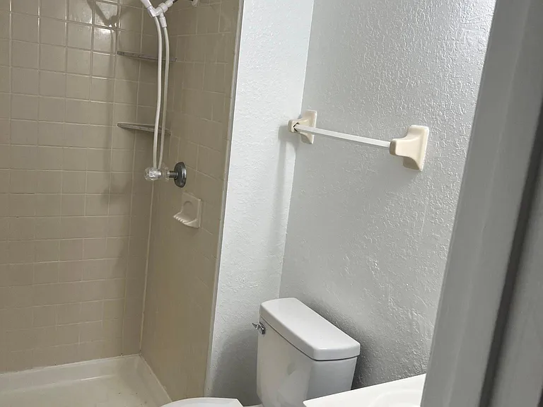 5259 Images Cir #207 — Photo 2