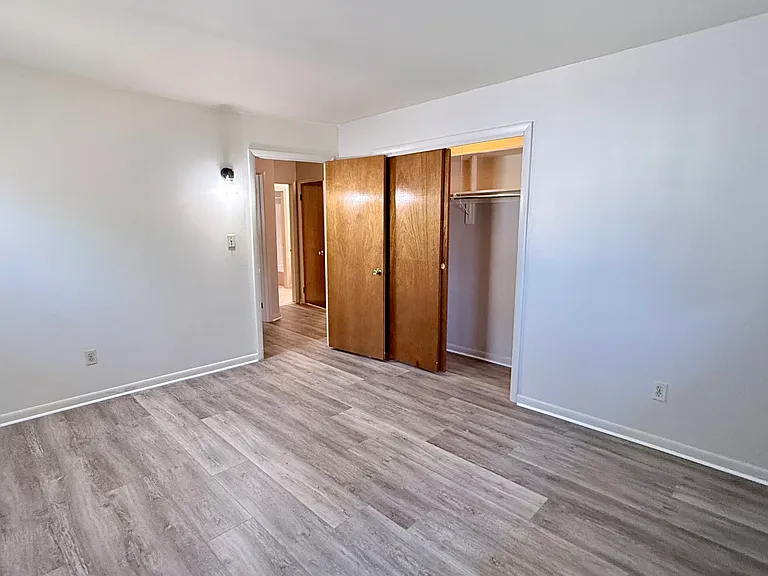 1007 N 10th St — Photo 35
