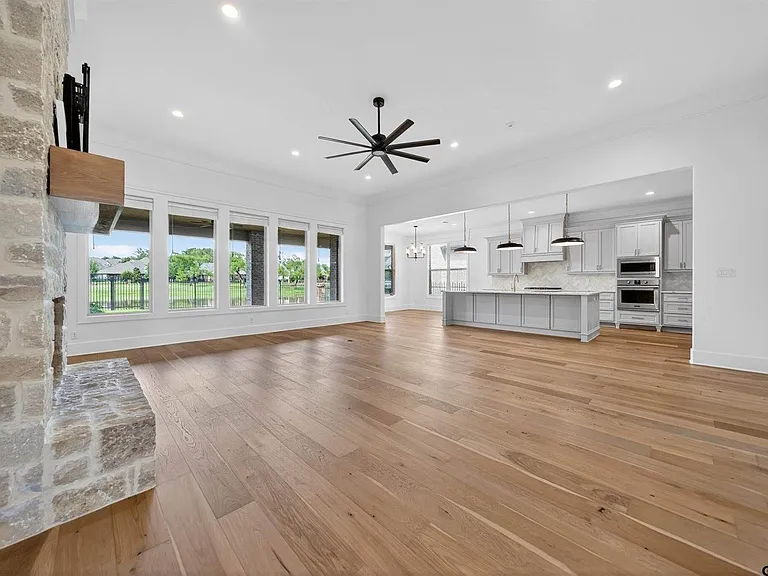 7517 Cross Gate Way — Photo 12