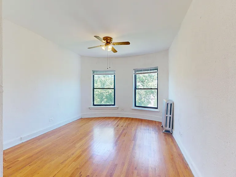 1515 E. 54th Street — Photo 8