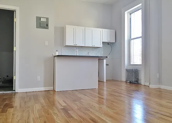 Rented by Cover Realty NYC | media 32