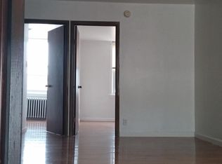 1025 Christian St APT 3F, Philadelphia, PA 19147