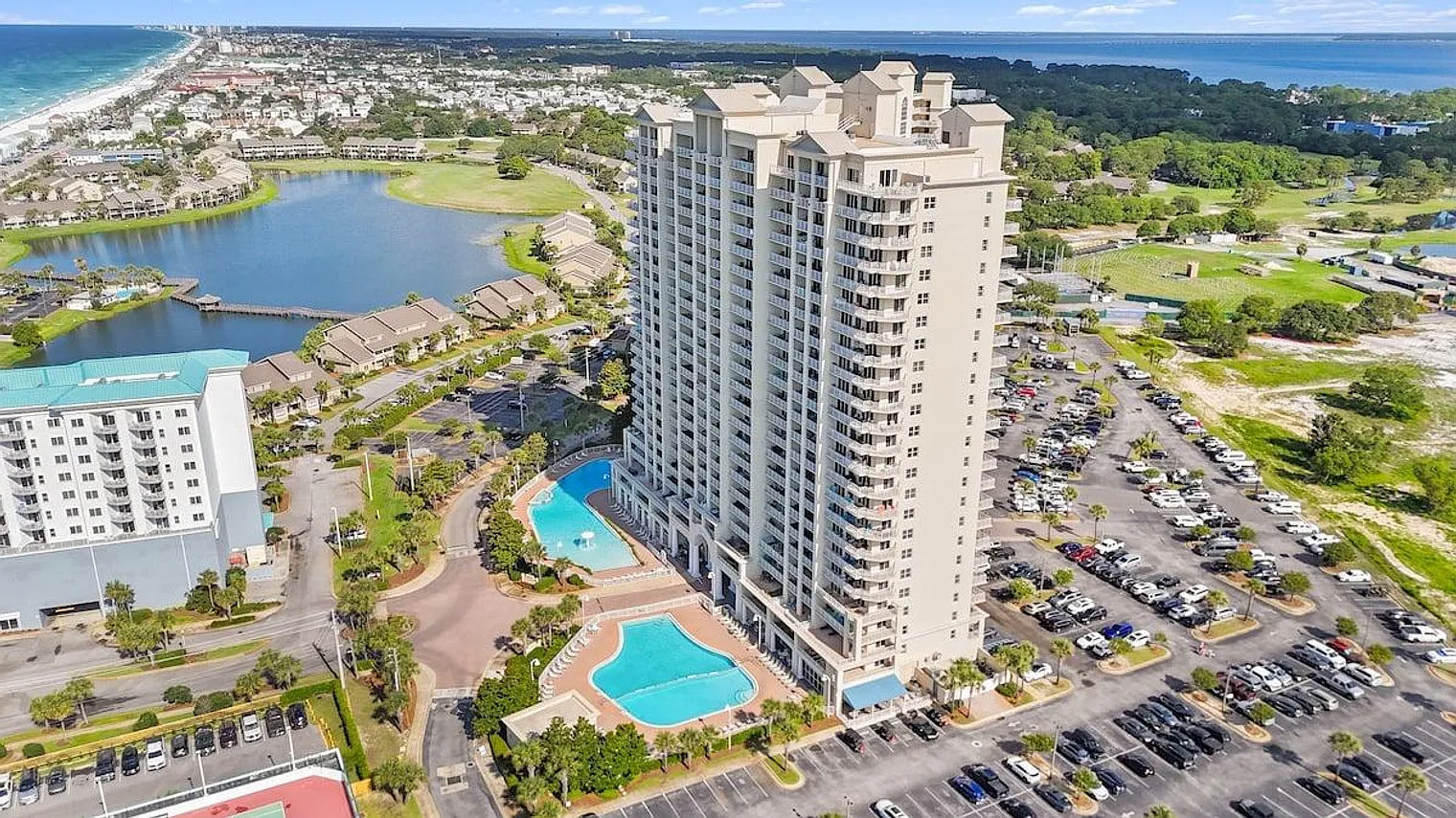 2 bed, 2.0 bath, 968 sqft, $2,453 — Photo 3