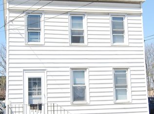 79 Paine St, Green Island, NY 12183