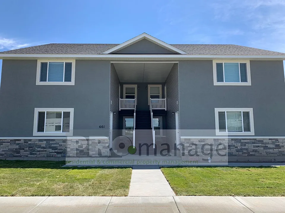 687 Caribou St.